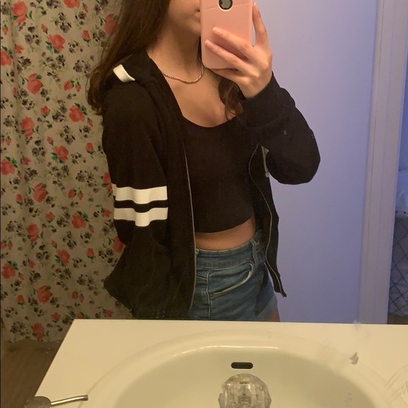 Love Logo Sweater - Picture 5 of 7